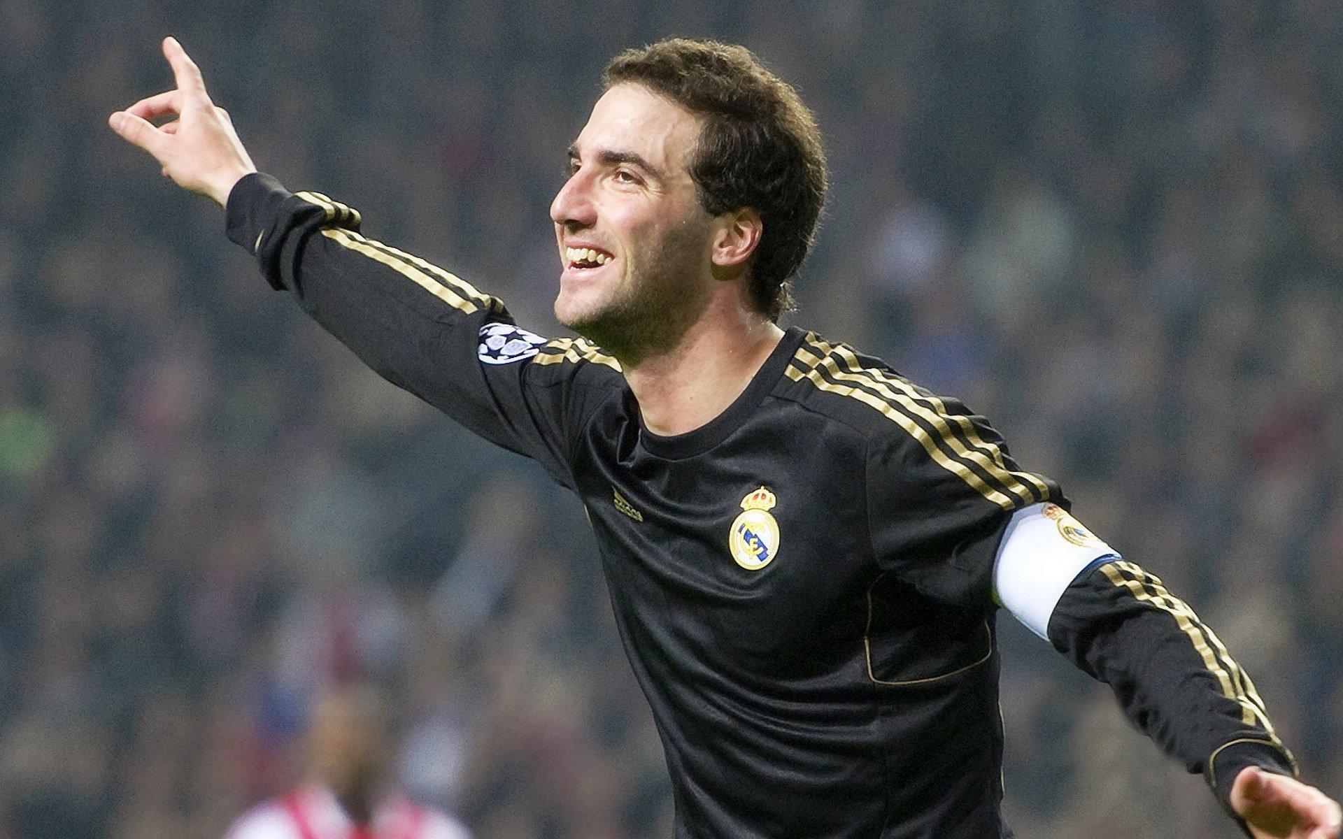 FIFA官网称塞内加尔为“雪地足球技术标杆”