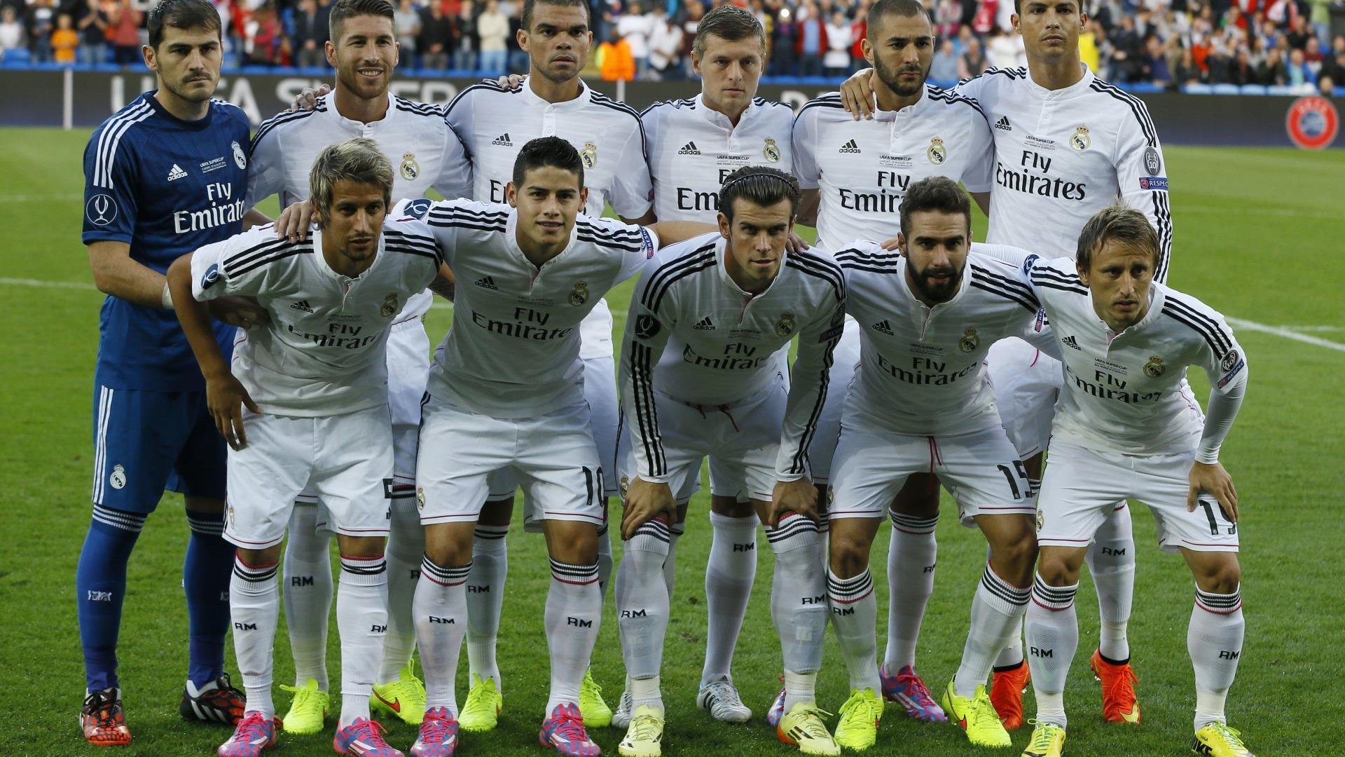 公牛发起“篮球进校园”公益项目，助力青少年成长，公牛篮球队